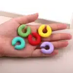 Boucles d'oreilles coréennes à Clip en acrylique pour femmes, colorées givrées, rondes et épaisses, Tube de déclaration, bijoux épais, nouvelle collection 5