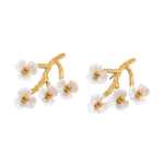 Boucle d'oreille fleurs blanches
