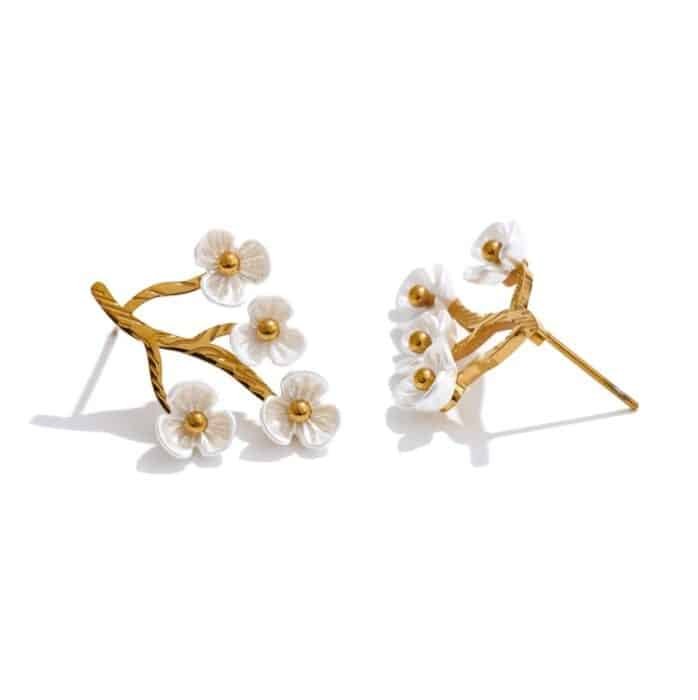 Boucle_doreille_fleurs_blanches_img8