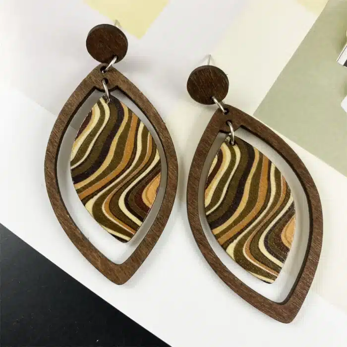 Boucles d'oreilles bohème longues en bois pour femmes, motif ondulé d'eau, Style ethnique, Vintage, élégant, bijoux de fête, accessoire décontracté 2