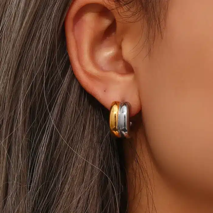 Boucles d'oreilles minimalistes en forme de C pour femmes, Double couche, en acier inoxydable, plaqué or 18 carats, Piercing circulaire bicolore 3