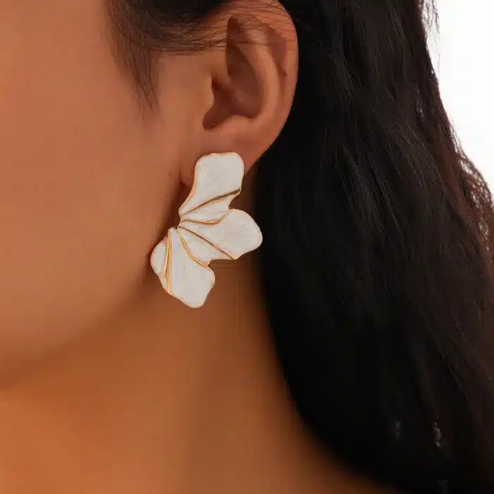SHIXIN élégant blanc demi fleur boucles d'oreilles pour les femmes de luxe gouttes pétales d'huile Piercing boucles d'oreilles bijoux de fête de mariage 9