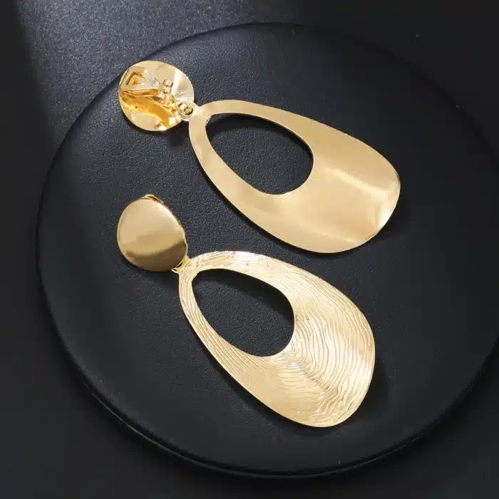 Boucles d'oreilles Vintage à Clip en forme de goutte d'eau en métal, sans Piercing, grandes boucles d'oreilles géométriques, sans Clips d'oreille percés 11