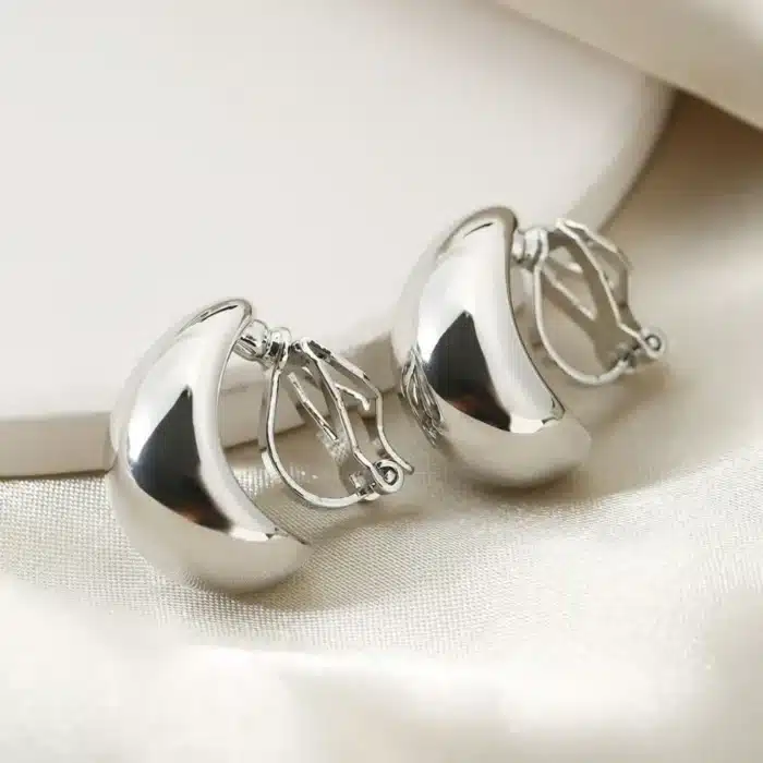 Clip d'oreille en forme de gouttelette de luxe léger français, sans trous d'oreille, accessoires de boucles d'oreilles simples et lisses de haute qualité pour femmes, nouvelle collection 10