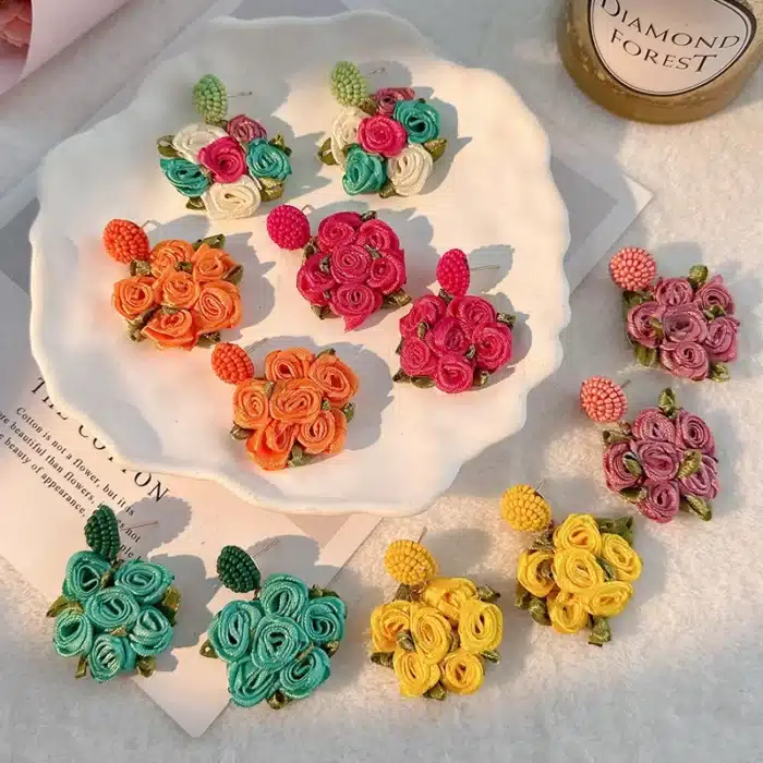 Boucles d'oreilles roses en tissu faites à la main pour femmes, design créatif, accessoires d'oreille colorés, bijoux Boho, cadeau de fête, nouvelle mode 15