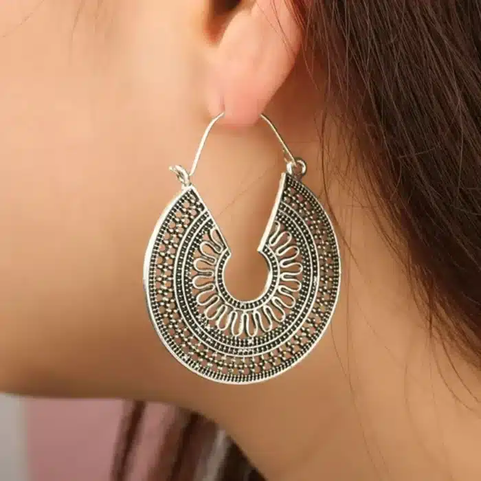 SUMENG 2024 nouveau Vintage ethnique creux fleur gitane balancent Trible goutte boucle d'oreille pour les femmes indien mode bijoux cadeaux 1