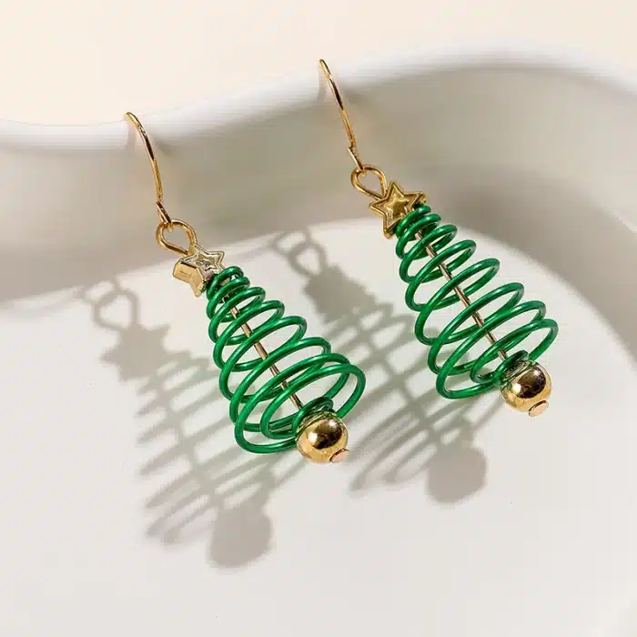 Boucles d'oreilles créatives en forme d'arbre de noël pour femmes et filles, nouvelle mode en alliage, bijoux cadeaux de fête de Festival de bonne année 2