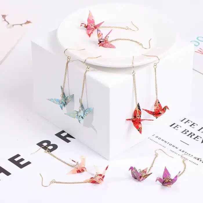 1 paire de boucles d'oreilles Origami Blings grue d'oiseau boucles d'oreilles en papier rouge romantique grue pendentif bijoux à la mode pour les femmes accessoires chauds 2