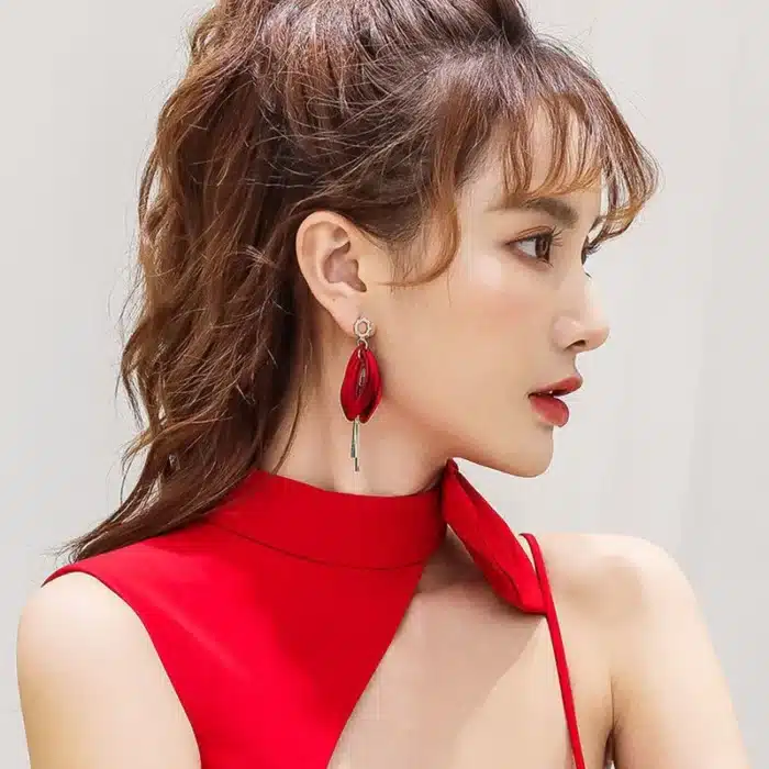 Pétale de Rose grande boucle d'oreille boucle d'oreille japon et corée du sud nouvelle marée longue argent tempérament étoile oreille clou boucle d'oreille pendentif rouge femme a 16