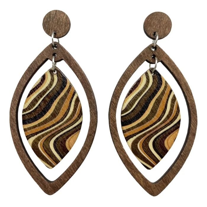 Boucle d'oreille en bois ethnique