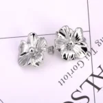 Lokaer mode 316L acier inoxydable métal fleur boucles d'oreilles pour les femmes 18K or PVD plaqué moderne quotidien charme bijoux E24045 4